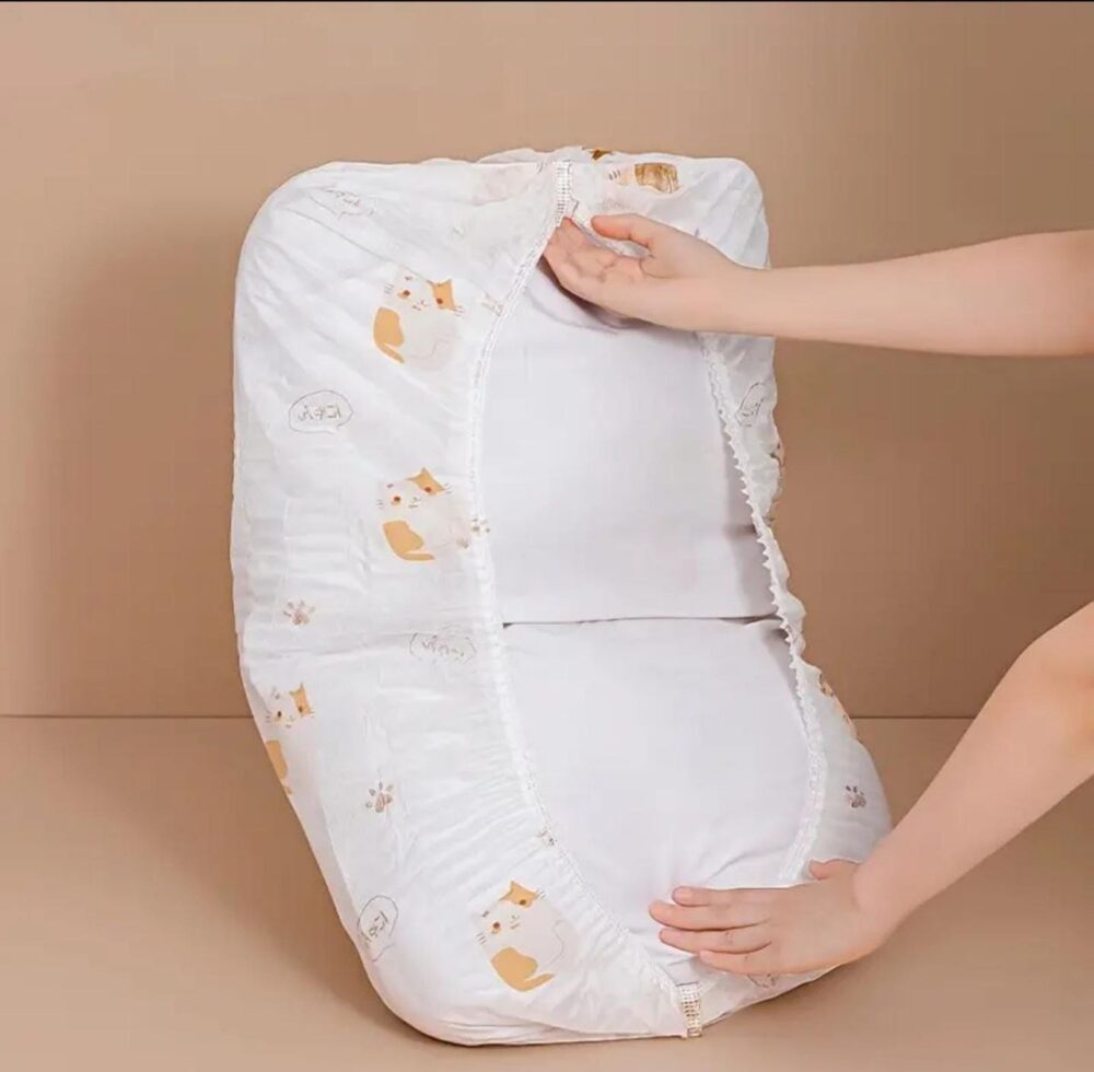 Disposable Travel Pillow Cover (10 Pcs) - trendyleaves.com