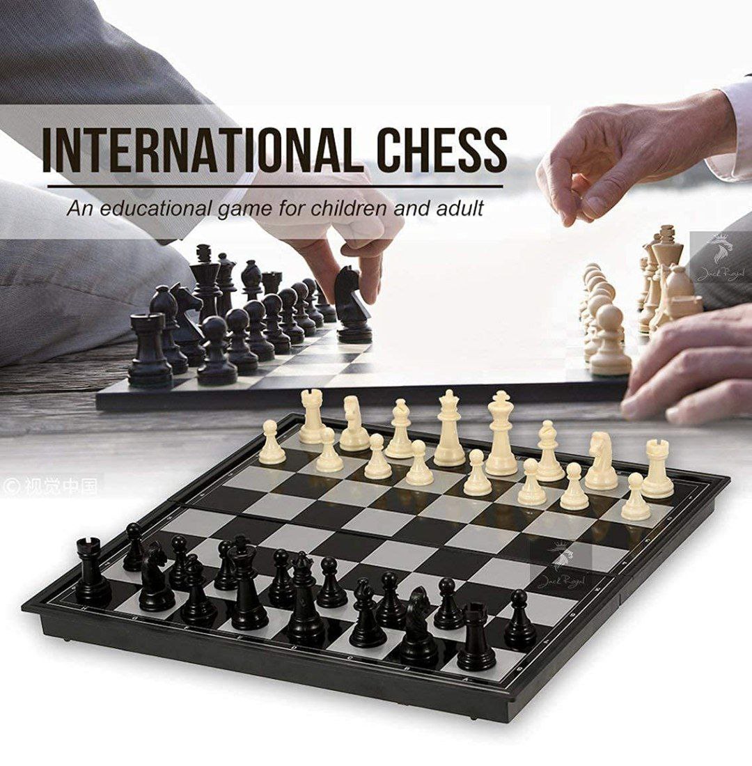 Magnetic Folding Chess Board Game (4)